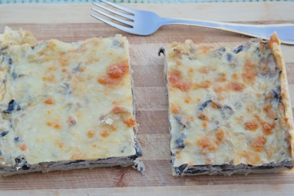 Mushrooms with ricotta and cheese tart