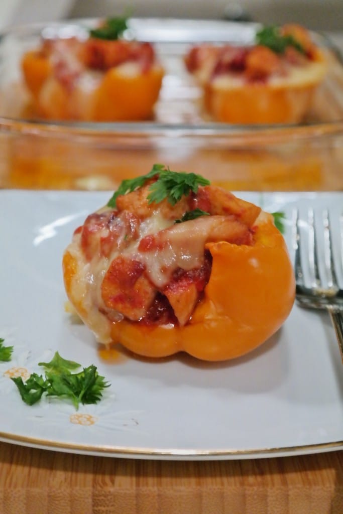 Pepper stuffed chicken