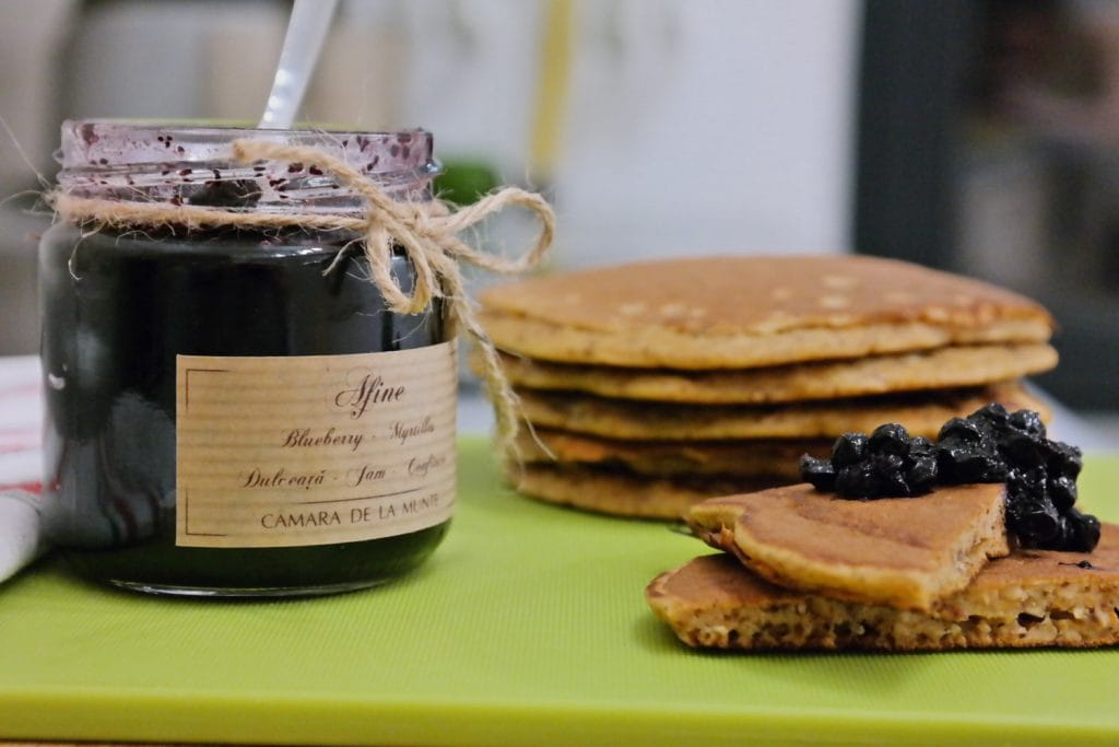 Easy and healthy walnut and carrot pancakes recipe