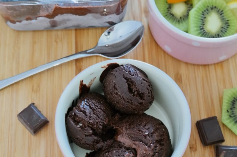 Easy Creamy Homemade Chocolate Ice Cream