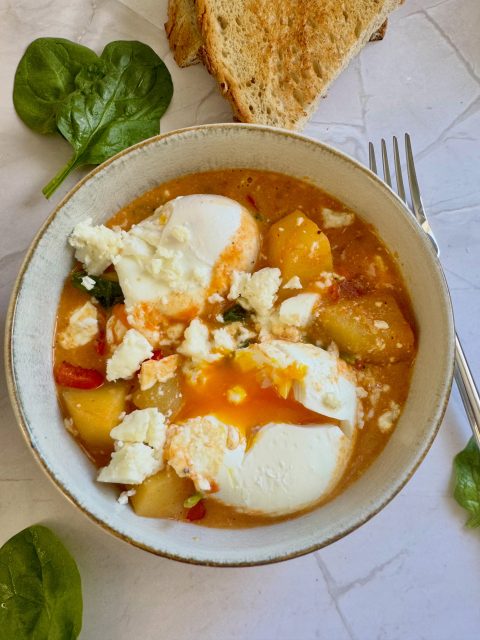 [EN] Made a version of shakshuka so good I just had to share it on the blog! It’s warm, creamy, super filling, and so easy to make. Full recipe is now live on loredanaarion.ro (link in bio) 🍳✨ 
https://www.loredanaarion.ro/en/high-protein-chia-oat-pudding-recipe/

[RO] Am facut o varianta de shakshuka atat de buna incat trebuia neaparat sa ajunga pe blog! E calda, cremoasa, super satioasa si se face extrem de usor. Reteta e deja sus pe loredanaarion.ro (gasesti link-ul direct in bio) 🍳✨
https://www.loredanaarion.ro/shakshuka-cu-cartofi-si-spanac/
.
.
.
.
#shakshuka #easyrecipes #recipesofinstagram #brunchideas #comfortfood