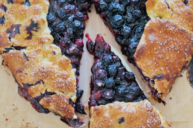 Tarta rustica cu afine (Galeta) - Reteta simpla de vara cu aluat cu unt