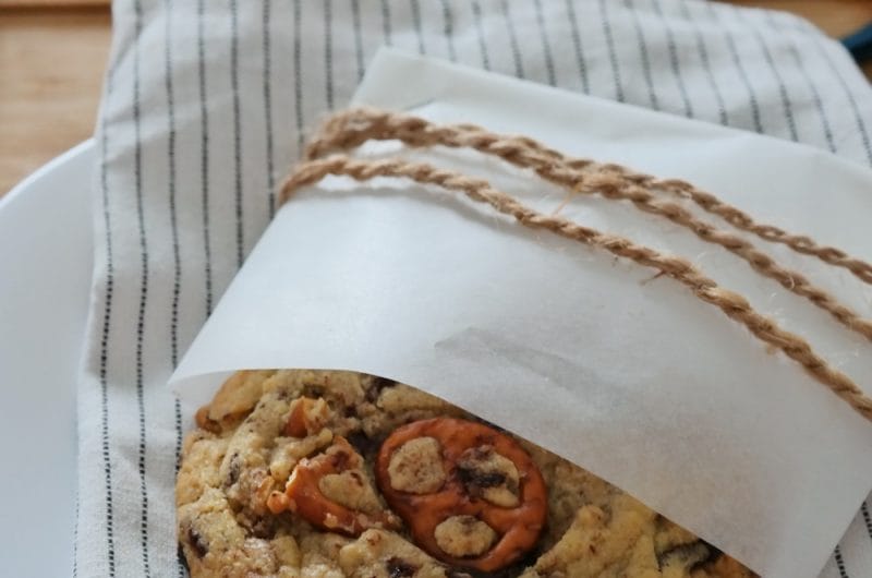 Biscuiți cu Ciocolată și Covrigei Sărați &ndash; Rețetă de Cookies Dulce-Sărați