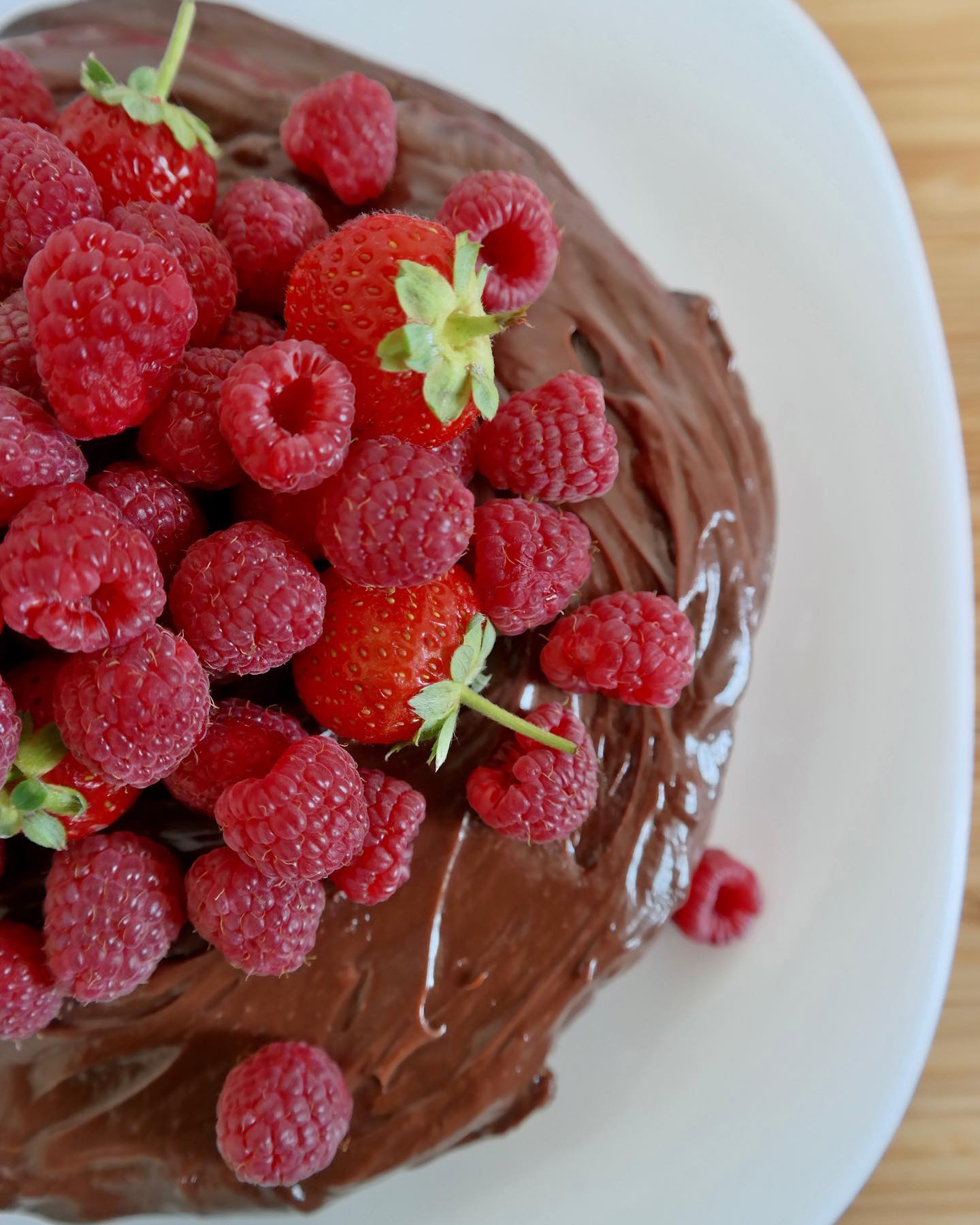 I’ve been meaning to bake a raspberry and chocolate cake for so long. Adding an espresso shot ☕️ into the batter was the best choice, it really elevated the flavors 🤤
.
.
.
.
#baking #bake #chocolate #chocolatecake #cake #raspberries #homebaked #bakingfromscratch #ilovebaking #chocolatelover #chocolateaddict #dessert #delicious #sweet #sweettooth #foodblogger