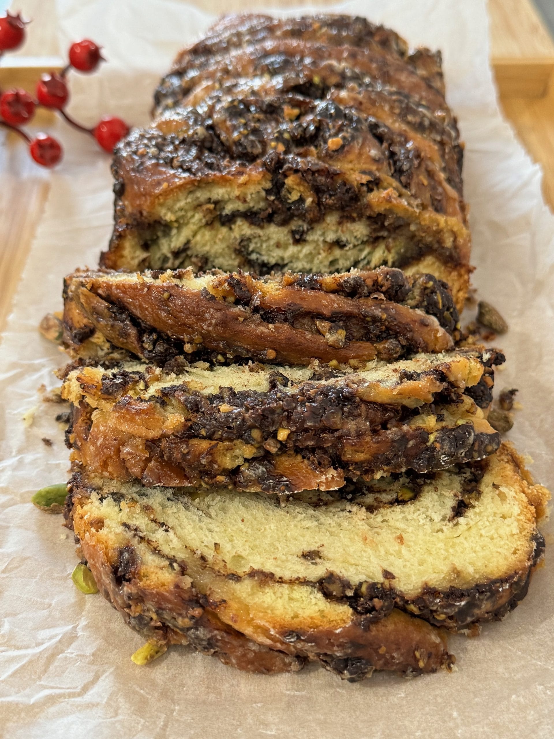 Chocolate and pistachio sweet bread recipe