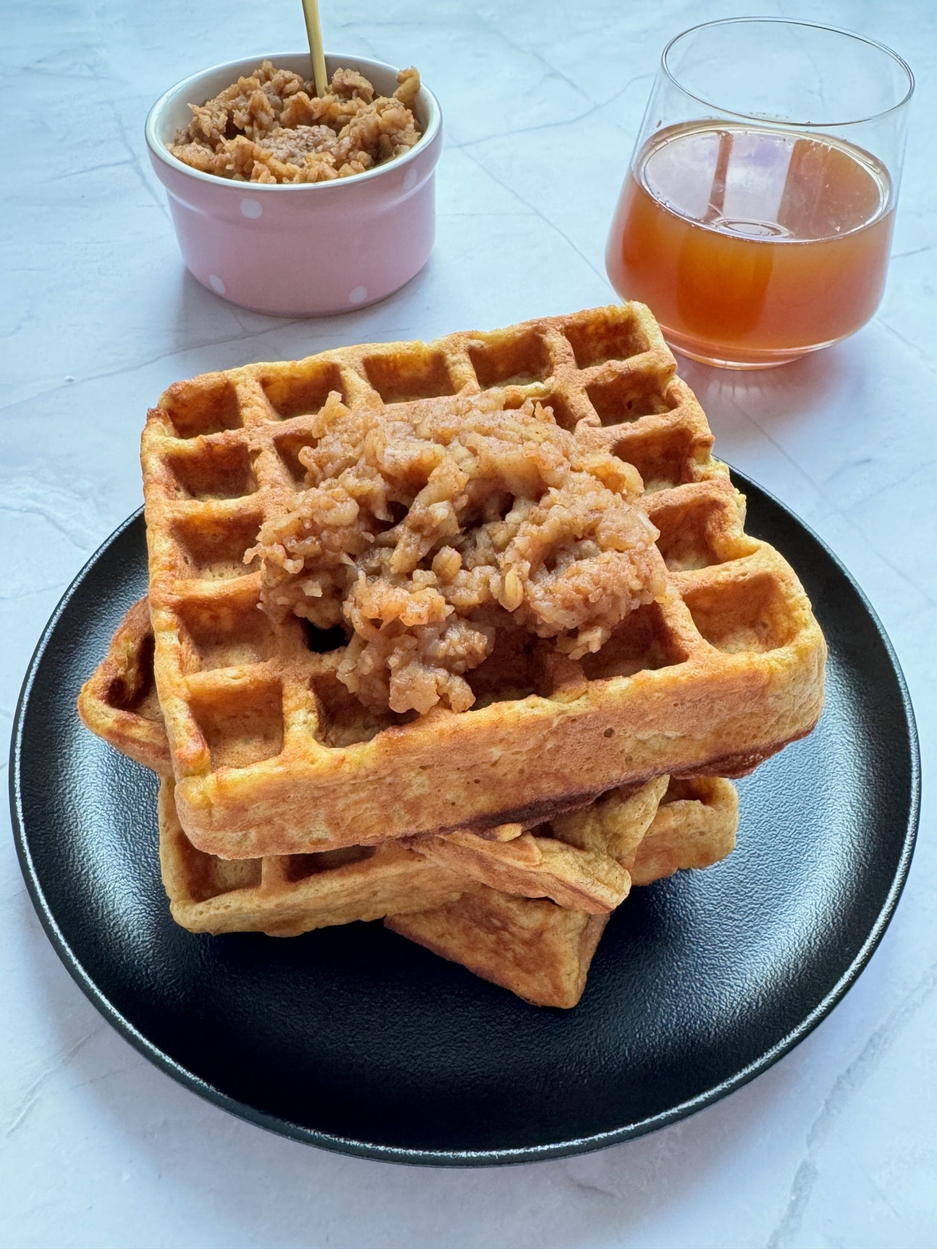 Apple cinnamon waffles with more apples