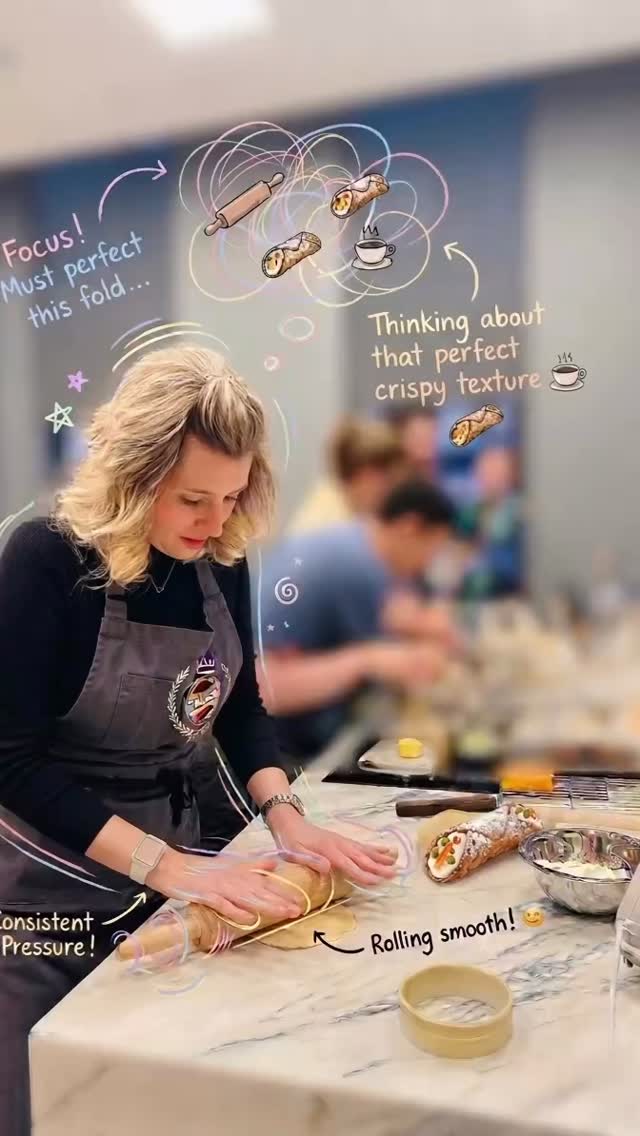 Joined the dessert team... because was there really any other choice? 💁🏼‍♀️✨

Huge thanks to @artisancookingclasses for such a great experience! 
#baking #bakinglove #cookingclass #food