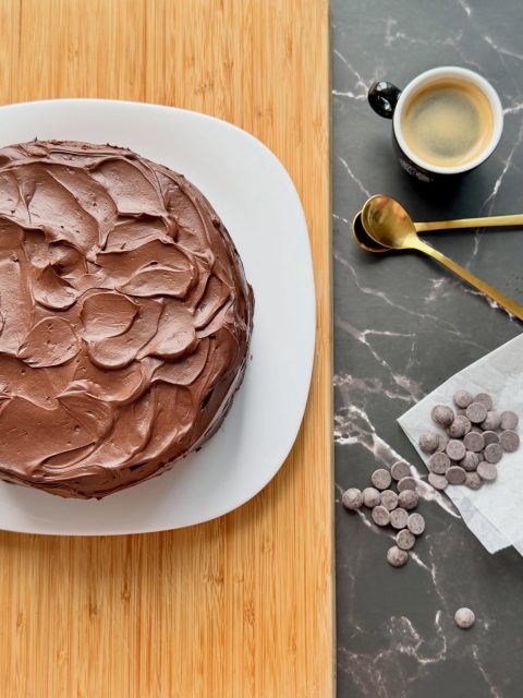 Chocolate cake, espresso, and a quiet Monday. ๐ซโ
Made using the recipe from @scientifically.sweet ๏ฟผ โ โTHE BEST MOIST CHOCOLATE CAKEโ.
Simple, classic, and worth every step.
#ChocolateCake #HomeBaking #DessertPhotography #CoffeeAndCake #ChocolateDessert
