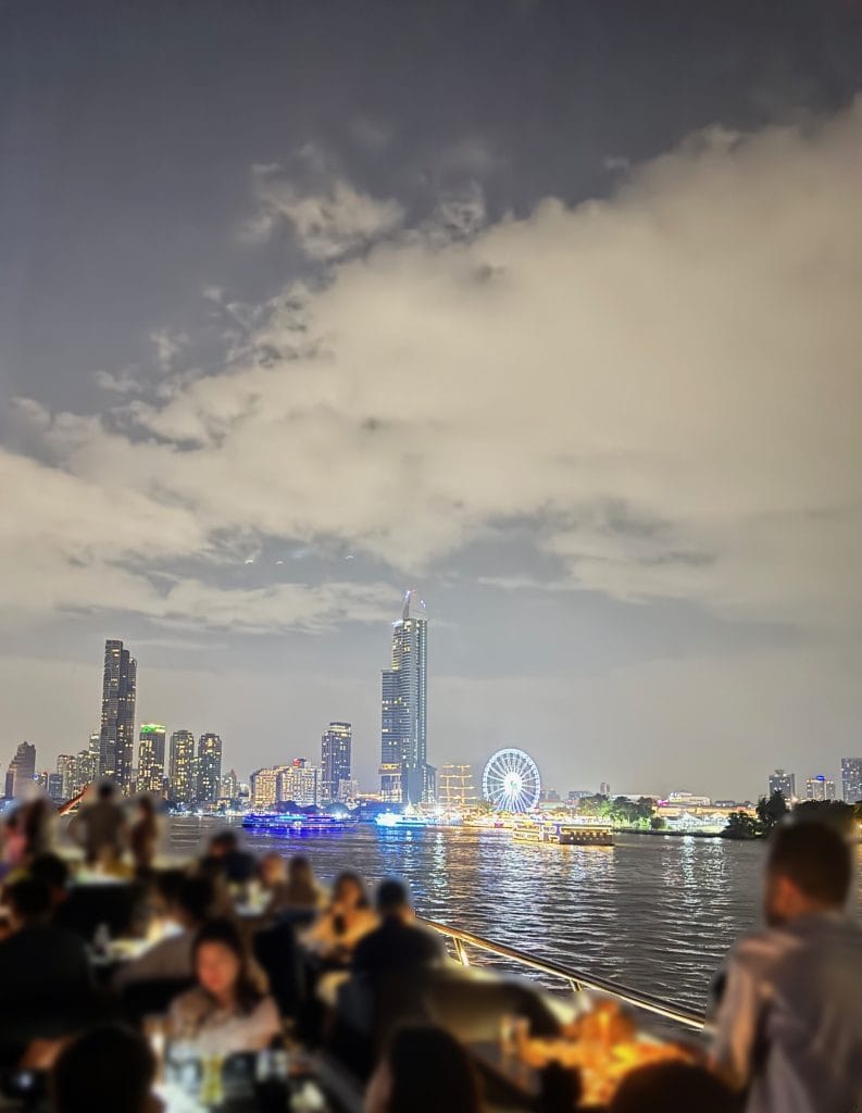 Bangkok - Cina pe vas de croaziera