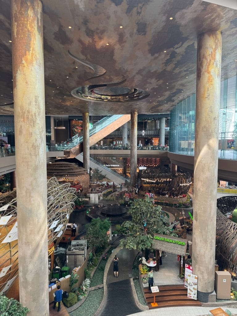 Bangkok - Interiorul mall-ului Iconsiam