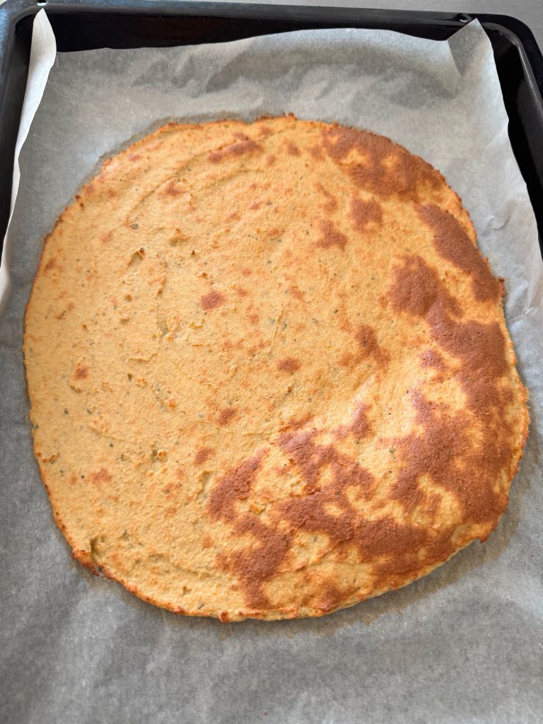 Baked high-protein pizza crust