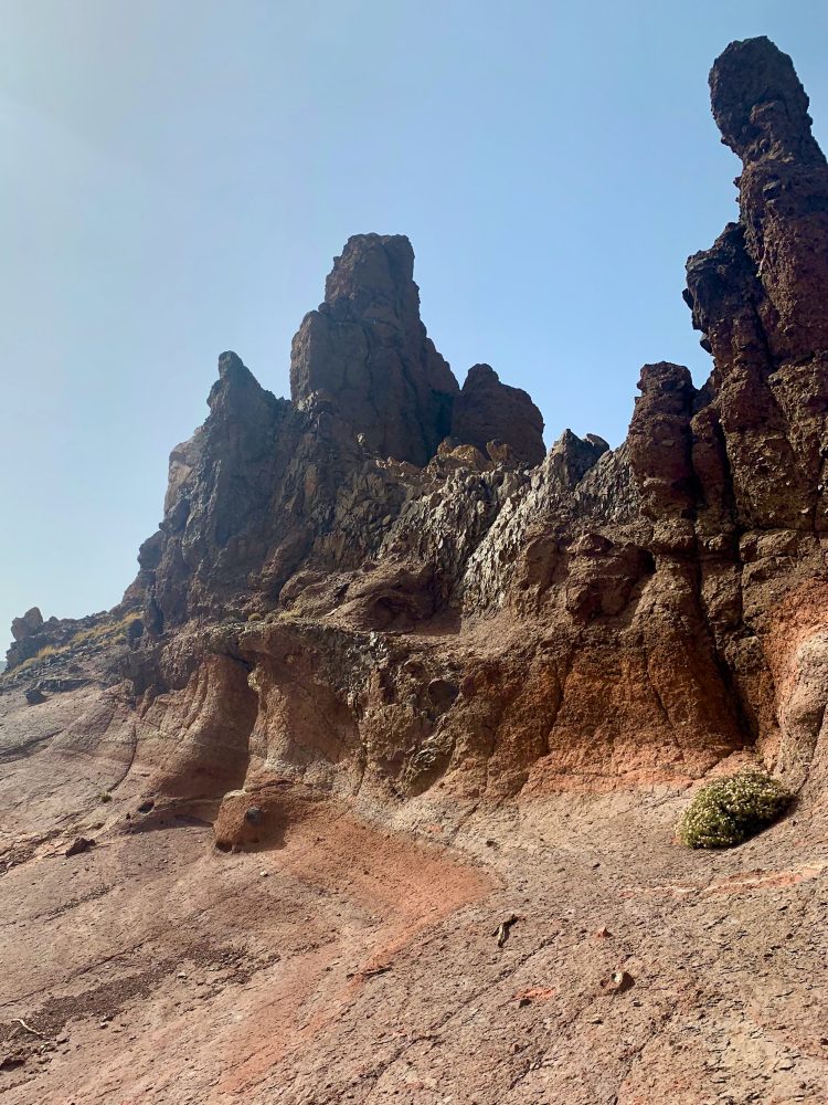 Formatiuni stancoase vulcanice spectaculoase Roques de Garcia in Parcul National Teide din Tenerife