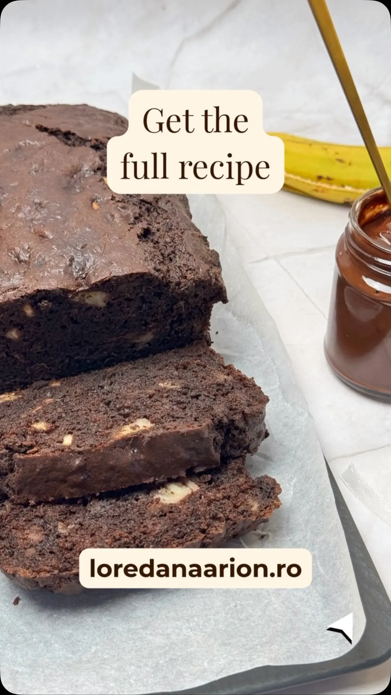 🇬🇧 Moist, rich, and made for chocolate lovers. 🍫🍌 This double chocolate banana bread is even better with silky chocolate ganache.
Get the recipe - link in bio 🤎
https://www.loredanaarion.ro/en/double-chocolate-banana-bread/🇷🇴 Un chec cu banane și ciocolată, umed și intens ciocolătos, și mai bun cu un ganache fin. 🍫🍌
Găsești rețeta - link in bio 🤎
https://www.loredanaarion.ro/chec-cu-banane-si-ciocolata/
.
.
.
.
#BananaBread #DoubleChocolate #ChocolateGanache #ChocolateLovers #HomeBaking