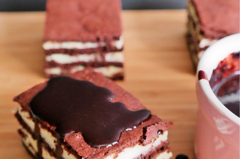 Prăjitură cu Cremă de Lapte și Nutella &ndash; Rețetă cu Foi de Cacao
