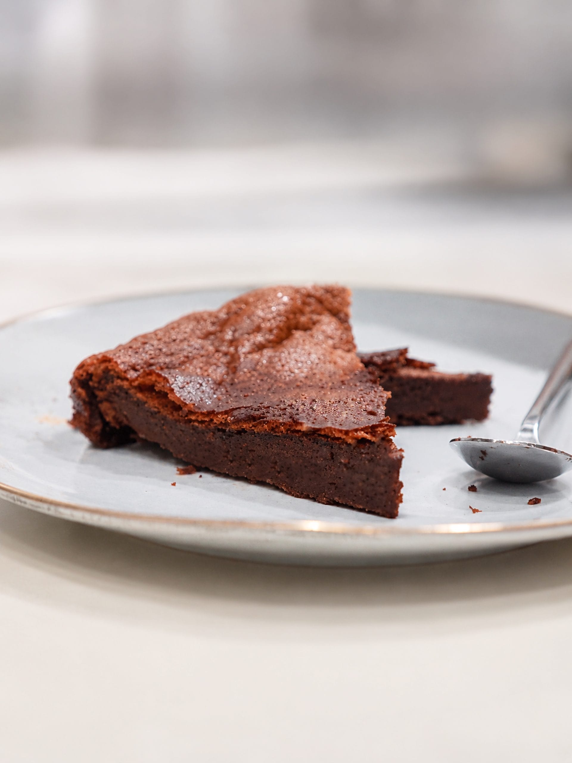 Slice of 2-ingredient Nutella cake