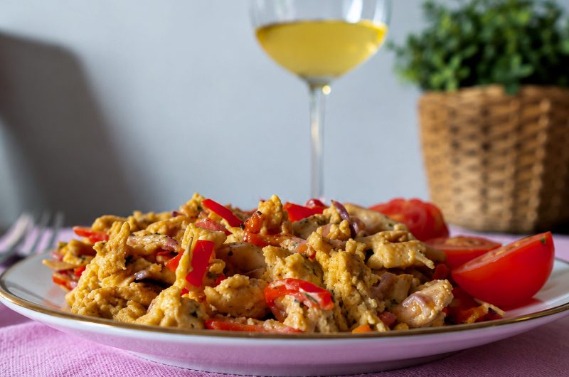 Spicy Chicken with Bell Peppers &ndash; High-Protein Skillet Recipe
